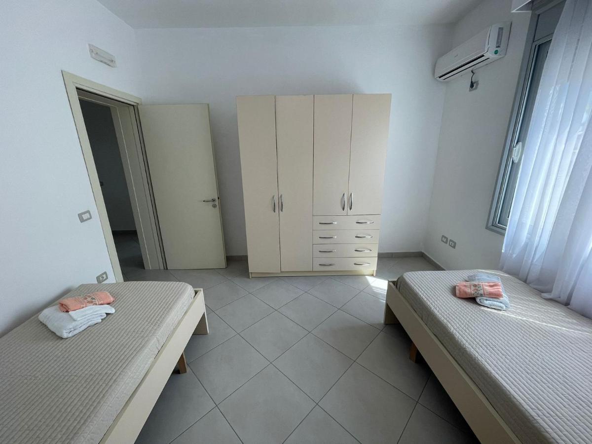 Orikum Apartments Eksteriør billede